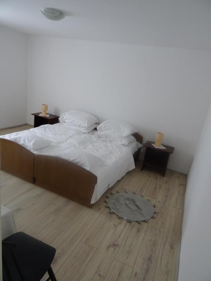 קסטב Apartman Marija מראה חיצוני תמונה
