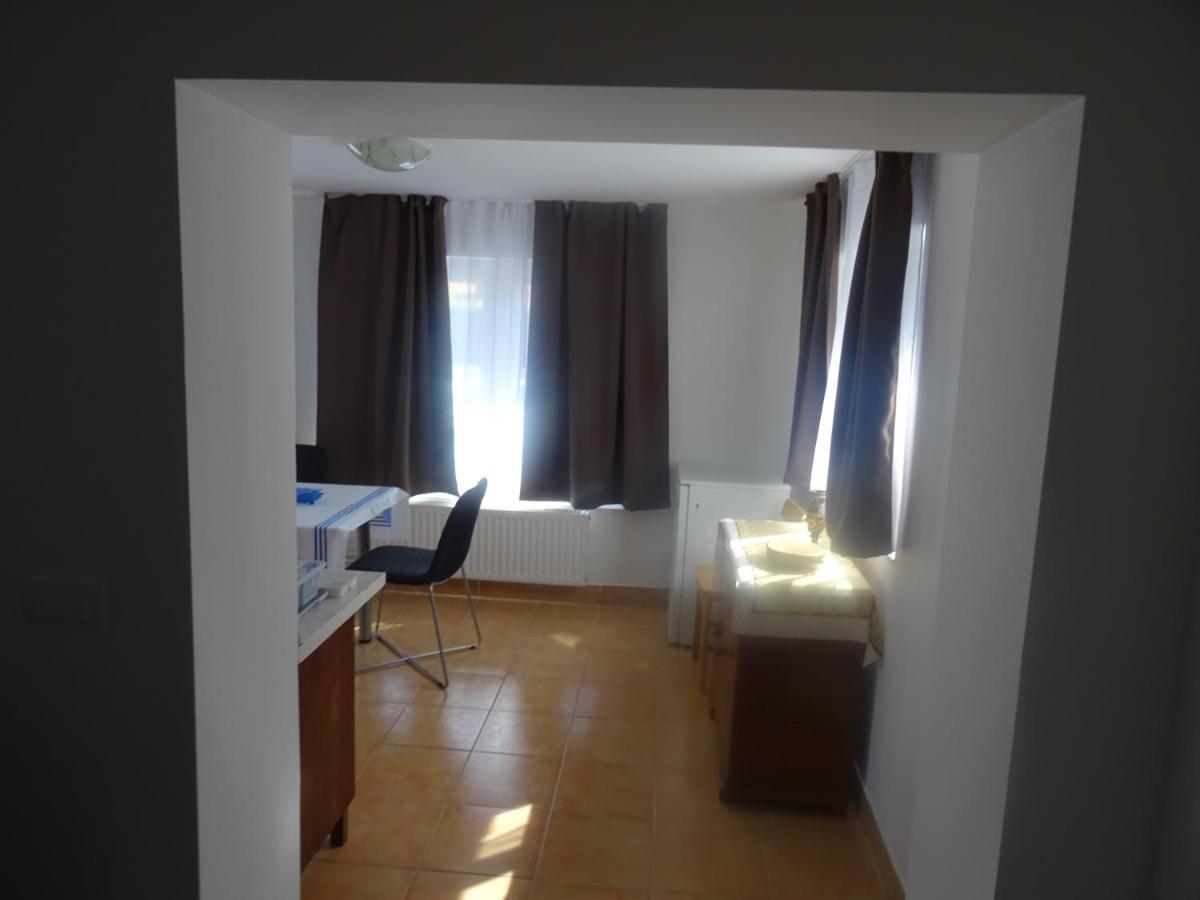 קסטב Apartman Marija מראה חיצוני תמונה